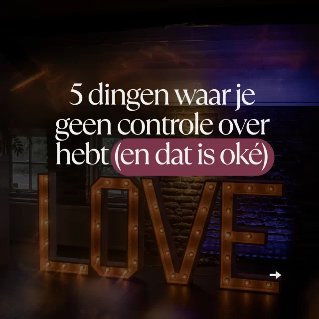 5 dingen waar je geen controle over hebt - en dat is oké! 💁🏼‍♀️

Je kunt een draaiboek hebben tot op de minuut.
Maar de mooiste momenten? Die trekken zich daar niks van aan.

Swipe voor 5 dingen waar je geen controle over hebt – en waarom dat juist bevrijdend is.

💬 Welke wil jij loslaten?

#loslatenisliefde #trouwdagzonderstress #echtemomenten #journalistiekefotografie #perfectieisoverrated #trouwenzoalsjebent